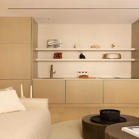 Luxury Flat- Ac-1br 4p- Madeleine Saint Honore
