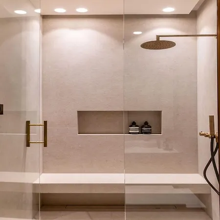 Apartment Luxury Flat- Ac-1br 4p- Madeleine Saint Honore Paris